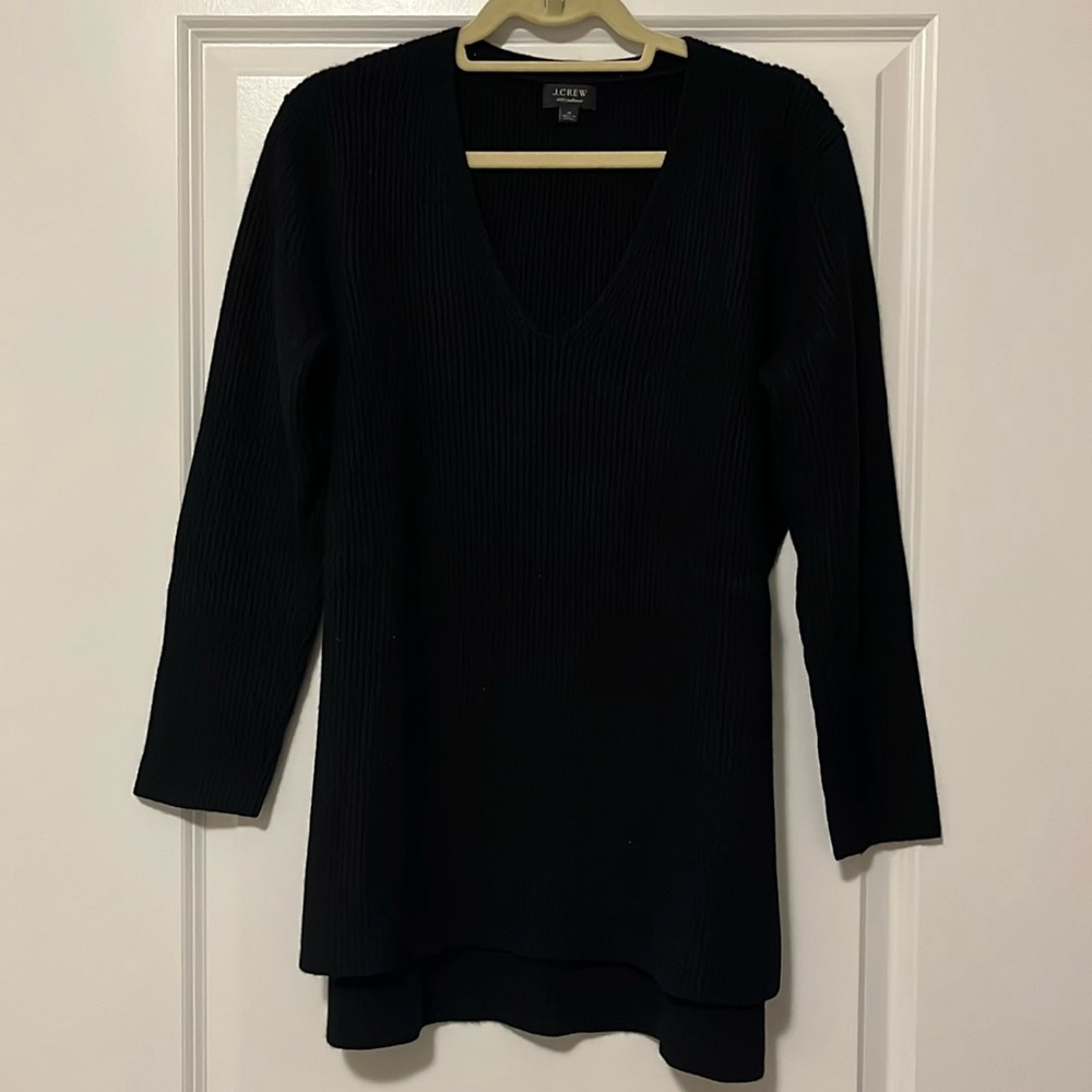 J.Crew Ribbed V-neck Tunic in everyday cashmere - Black - Size M